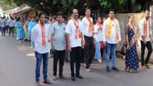 Read more about the article वेंगुर्ल्यात शिवसेना (शिंदे गट)ची घरोघरी प्रचारयात्रा सुरू; देवदर्शनाने घेतला विजयरथाचा शुभारंभ