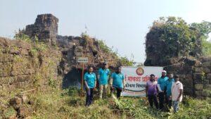 Read more about the article निवती किल्ल्यावर स्वच्छता मोहीम संपन्न