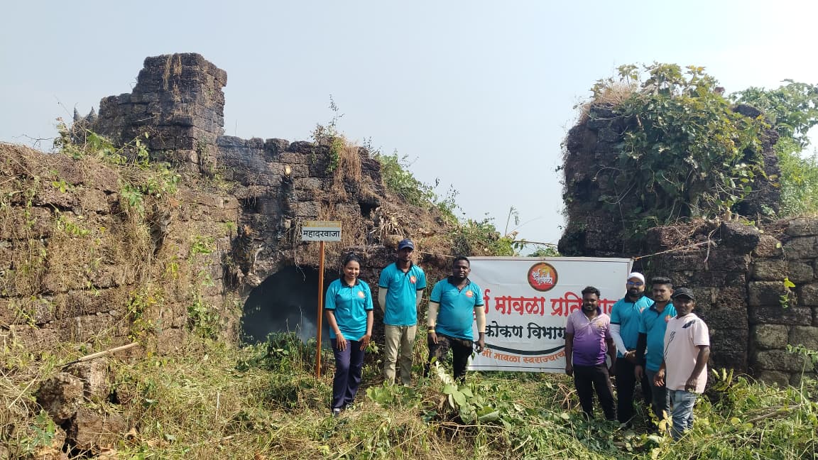 You are currently viewing निवती किल्ल्यावर स्वच्छता मोहीम संपन्न