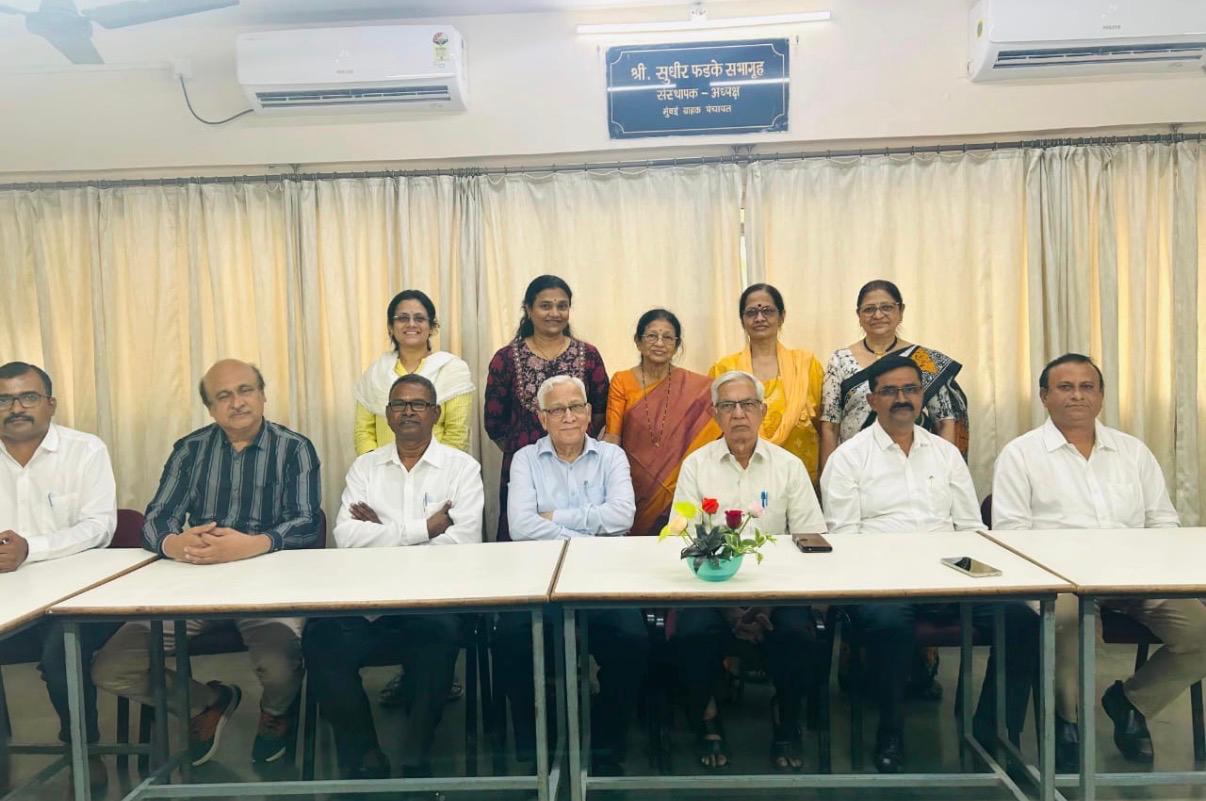 You are currently viewing ग्राहक संरक्षण कायदा सहज, सुलभ आणि ग्राहकाभिमुख होण्यासाठी शिफारशी देणार