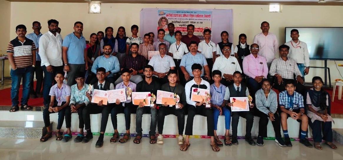 You are currently viewing आनंदीबाई रावराणे यांचा स्मृतिदिन बुध्दिबळ स्पर्धेने साजरा