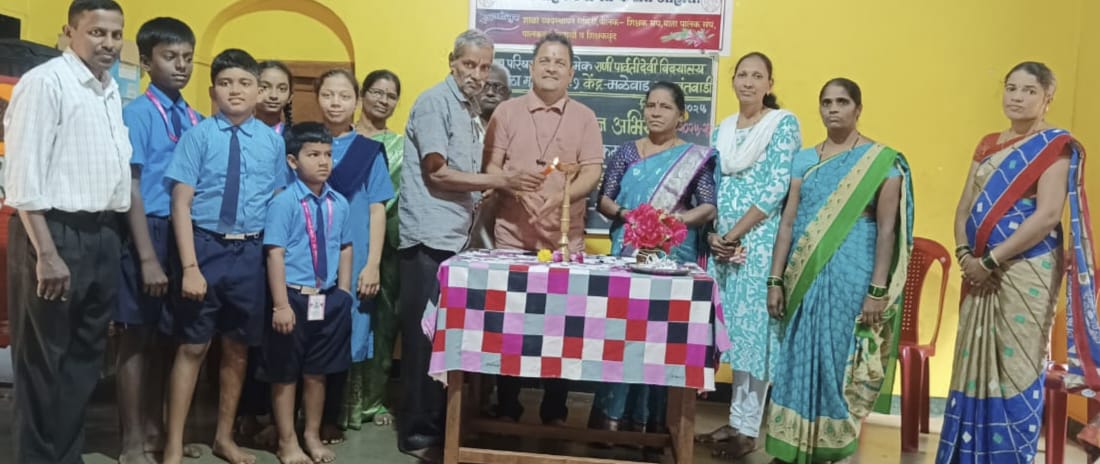 You are currently viewing ग्रामपंचायत मळेवाड कोंडुरेचा नाविन्यपूर्ण उपक्रम प्लास्टिक द्या, साखर घ्या.