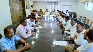 Read more about the article सिंधुदुर्गात जिल्हापरिषद व पंचायत समितीच्या निवडणुका शिवसेना उद्धव बाळासाहेब ठाकरे पक्ष पूर्ण ताकदीनिशी लढविणार