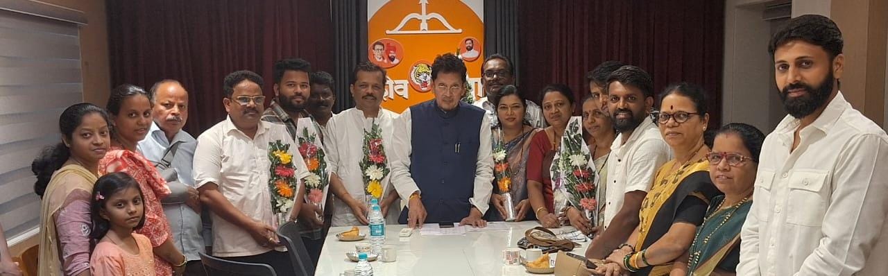 You are currently viewing सावंतवाडीत नवनिर्वाचित नगरसेवकांचा गौरव; दीपक केसरकरांकडून शुभेच्छांचा वर्षाव