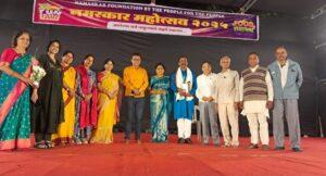 Read more about the article नमस्कार महोत्सवात हसताहसता श्रोते अंतर्मुख