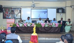 Read more about the article निसर्ग हाच सर्वशक्तिमान निर्माता