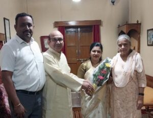 Read more about the article नगरसेविका सायली दुभाषी यांनी घेतली माजी राज्यमंत्री प्रवीण भोसले यांची भेट…