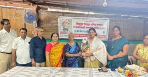 Read more about the article नवनिर्वाचित नगरसेविका दिपाली भालेकर यांचा परीट समाजाकडून भव्य सत्कार