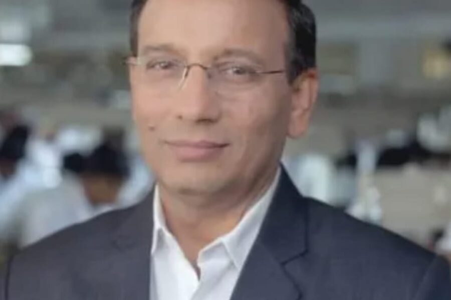 उघडले दार डायमंडचे दशरथ भाई पटेल : डायमंड मॅन 