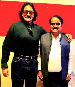 Read more about the article शाळेच्या बाकावर…ती..!!