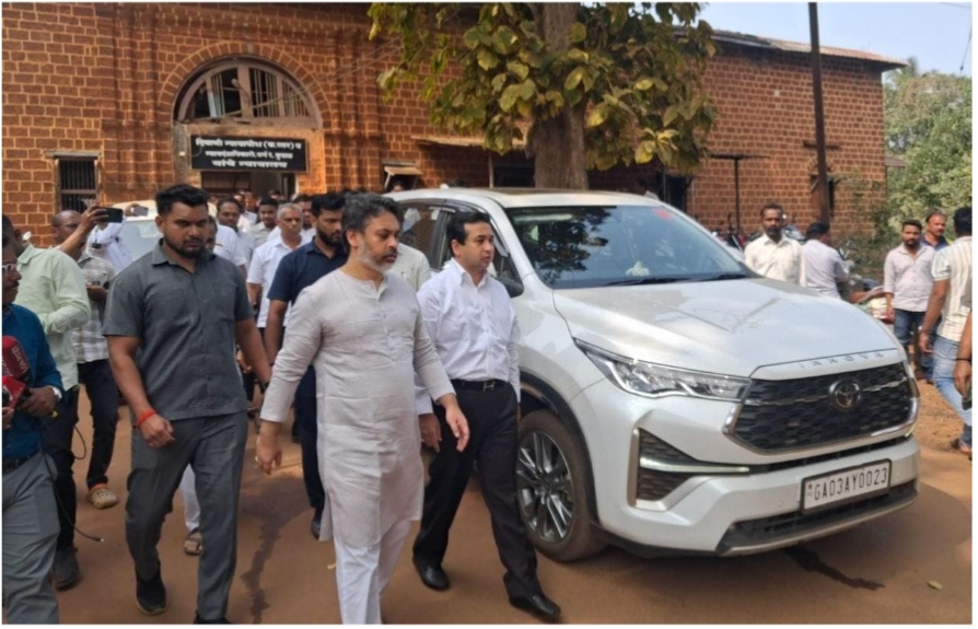 You are currently viewing कुडाळ न्यायालयाकडून नितेश राणे, प्रविण दरेकर व प्रसाद लाड यांना दिलासा