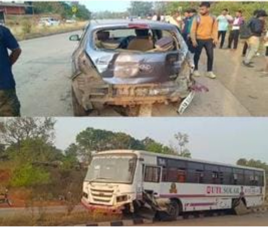 You are currently viewing मुंबई–गोवा महामार्गावर ओसरगाव येथे कार-एसटी बसचा भीषण अपघात; दोघे गंभीर जखमी