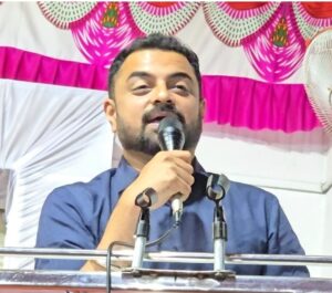 Read more about the article पहिली निवडणूक, पण अनुभवाचा वारसा; विक्रांत सावंतांचा माजगावात भावनिक प्रचार