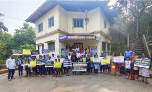 Read more about the article पटसंख्येवर शिक्षक कपात अन्यायकारक