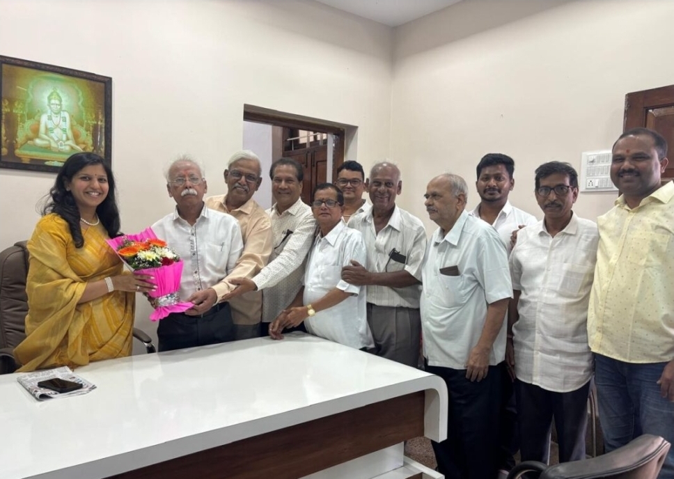 You are currently viewing सावंतवाडी व्यापारी संघाकडून नगराध्यक्षा श्रद्धाराजे भोसले यांचे अभिनंदन  ​