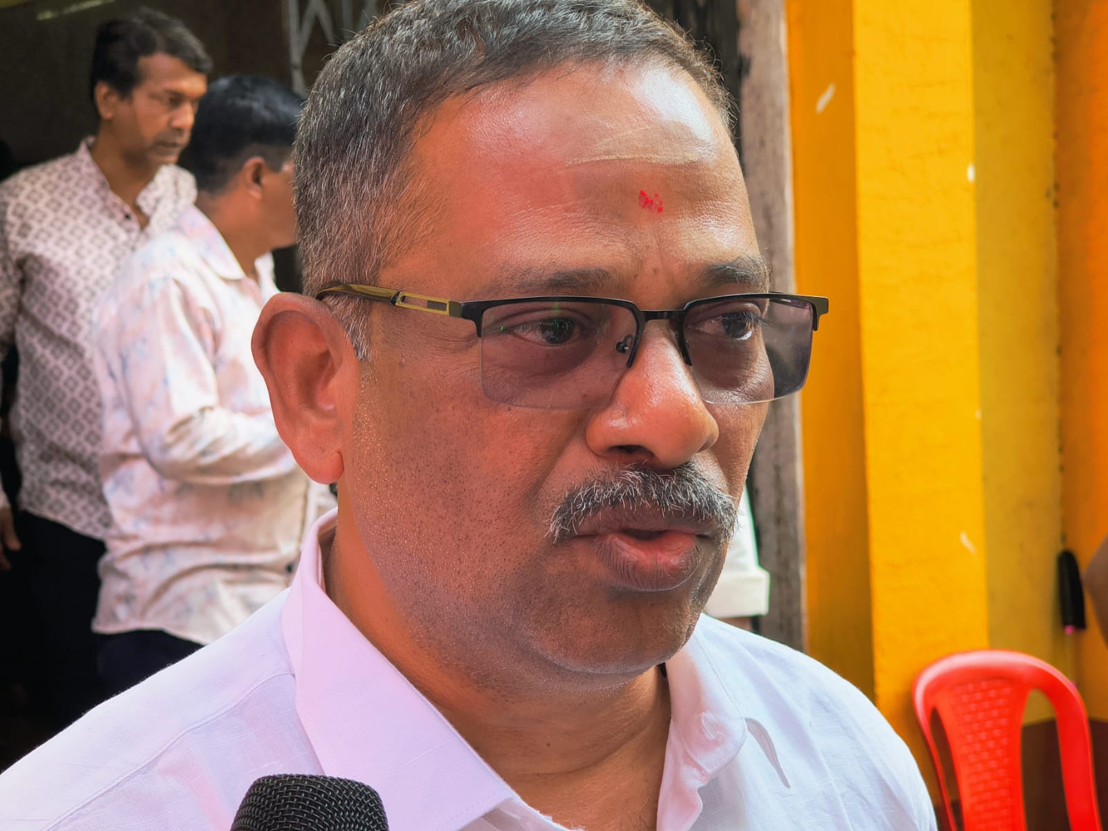 You are currently viewing फोंडाघाट जि.प. गटात अपक्ष राजन चिके यांचा धक्कादायक विजय