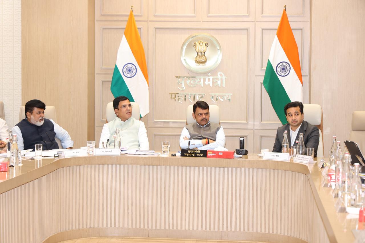 You are currently viewing देवेंद्र फडणवीस यांच्या अध्यक्षतेखाली राज्य वार्षिक योजनेची बैठक