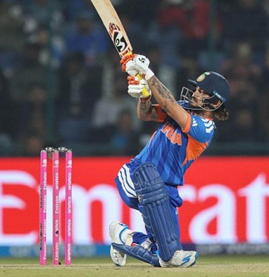 You are currently viewing इशान किशनची झंझावाती खेळी; भारताचा पाकिस्तानवर ६१ धावांनी दणदणीत विजय