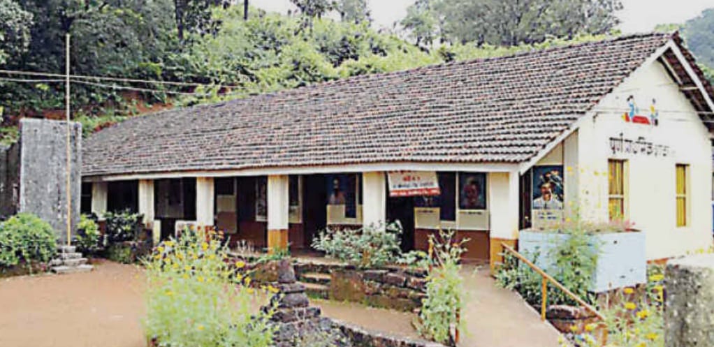 You are currently viewing मराठी शाळा