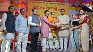 Read more about the article *सुसंवाद हा ‘वसुधैव कुटुंबकम्’ या तत्त्वाचा मूलमंत्र! – डॉ. संजय उपाध्ये