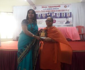 Read more about the article कवयित्री शैलजा करोडे साहित्य भूषण पुरस्काराने सन्मानित
