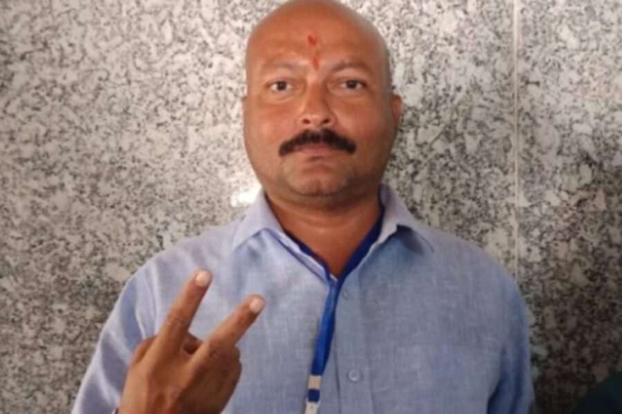 कुणकेश्वरमध्ये शिवसेनेचा झेंडा फडकला