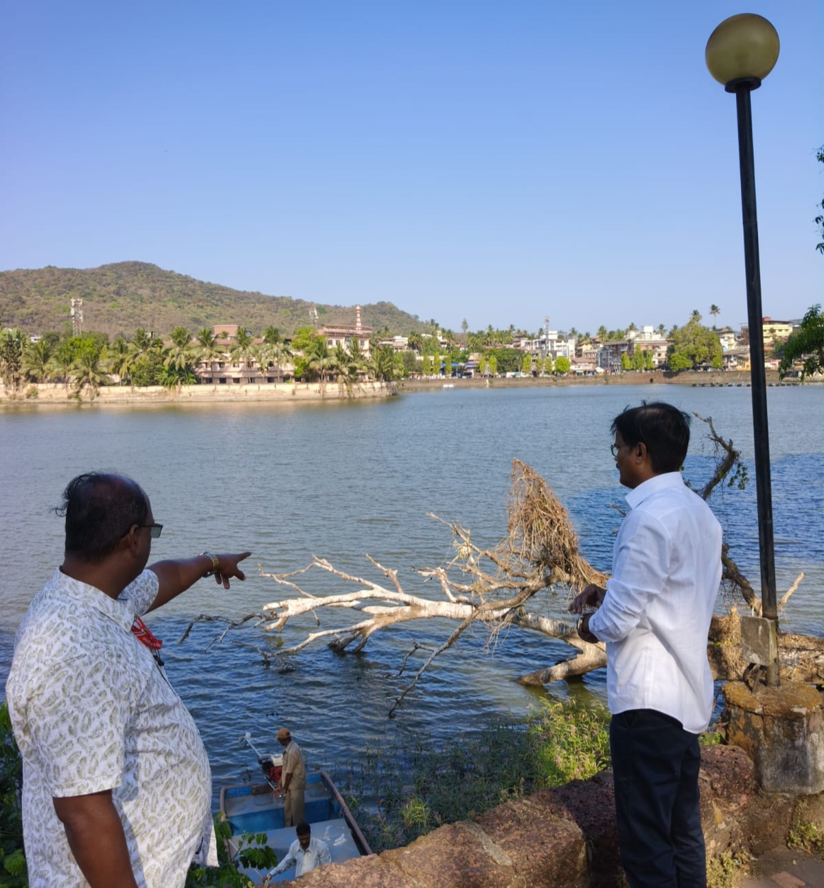 You are currently viewing मोती तलावाला पुन्हा मिळाले स्वच्छ रूप