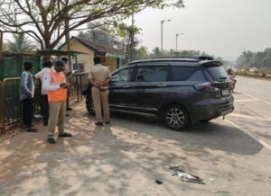 Read more about the article अवैध पार्किंगमुळे जीव गेला!