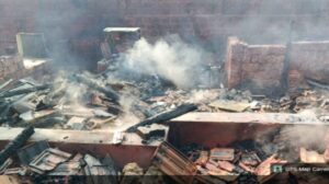 Read more about the article तारकर्लीतील एमटीडीसी कार्यालयाला पहाटे भीषण आग