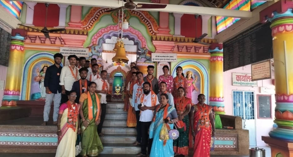 You are currently viewing आरोंदा जि. प. मतदारसंघात सुदन उर्फ सुधा कवठणकरांचा घरोघरी प्रचार