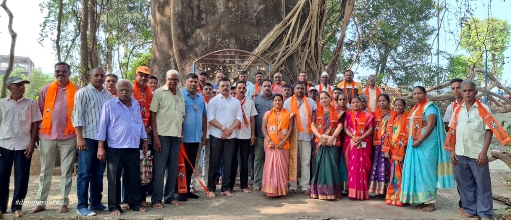 You are currently viewing कळसुली जिल्हा परिषद व ओसरगाव पंचायत समितीतील शिवसेना (उद्धव बाळासाहेब ठाकरे) उमेदवारांच्या प्रचाराचा शुभारंभ