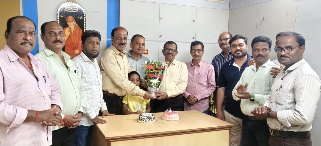 You are currently viewing नारायण सावंत यांची किमान वेतन महामंडळ आयोगावर जिल्हा समन्वयकपदी निवड