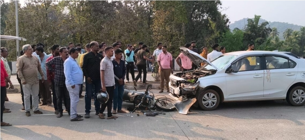 You are currently viewing कुडाळजवळ मुंबई-गोवा महामार्गावर भीषण अपघात; दुचाकीस्वार दोन युवक जखमी