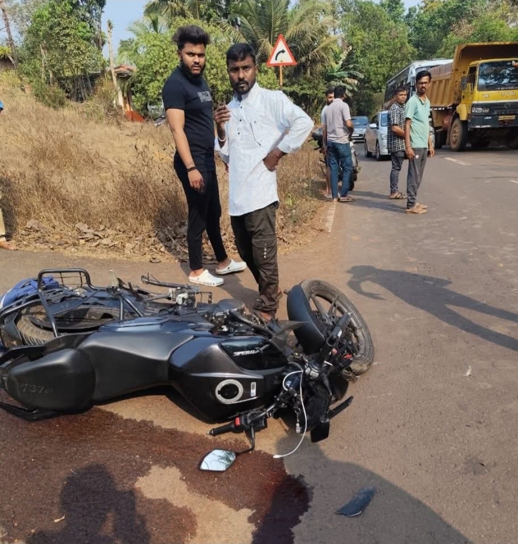 You are currently viewing साटेली तर्फ सातार्डा येथे भीषण अपघात