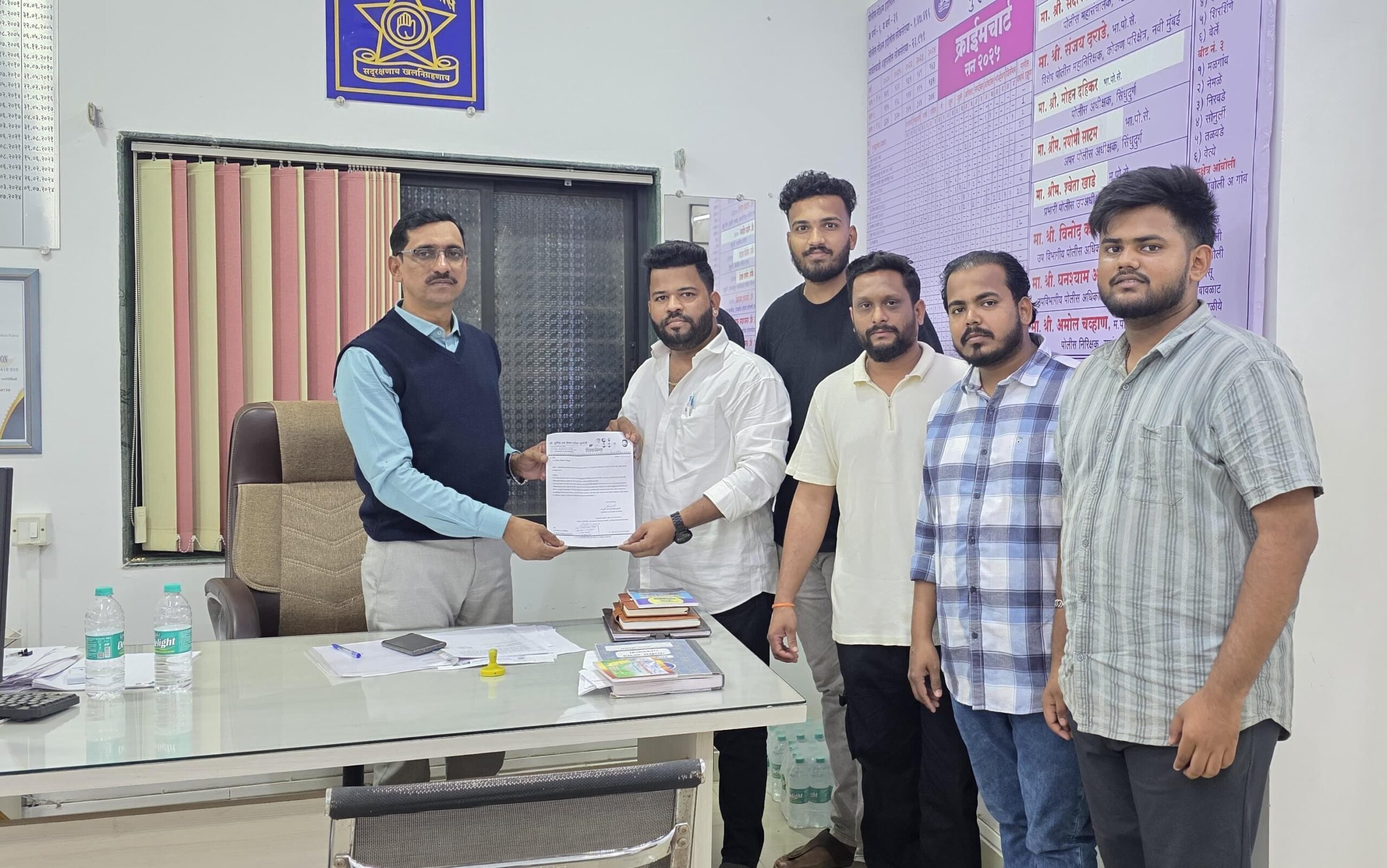 You are currently viewing सावंतवाडी बाजारपेठेतील बंद CCTV सुरू करण्याची मागणी; मच्छी मार्केट परिसरात होमगार्ड नेमण्याचे निवेदन