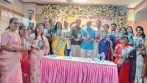 Read more about the article उज्ज्वला धानजी यांच्या “आठवणीच्या हिंदोळ्यावर” या पुस्तकाचे प्रकाशन !