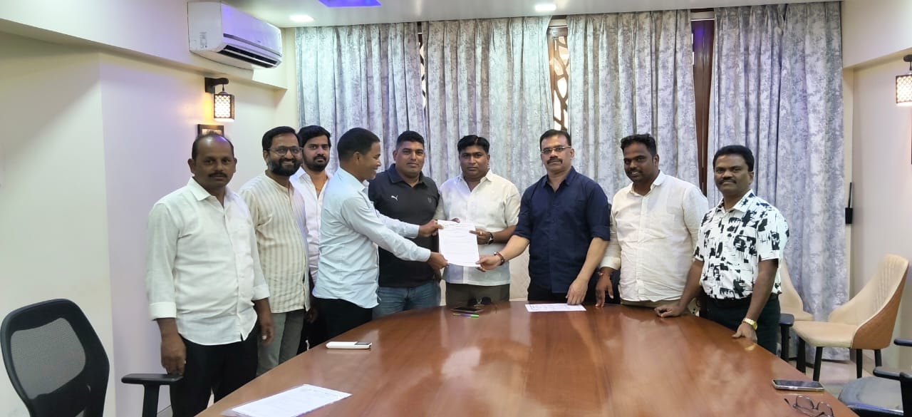 You are currently viewing सिंधुदुर्ग आंबा-काजू बागायतदार व व्यापारी महासंघाचे सर्वपक्षीय जिल्हाध्यक्षांना मोर्चाला पाठिंबा देण्याचे आवाहन