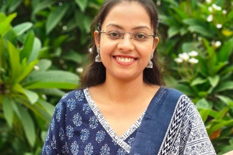 पोस्टवुमन ते कलेक्टर अमरावतीच्या रसिकाची उंच भरारी 