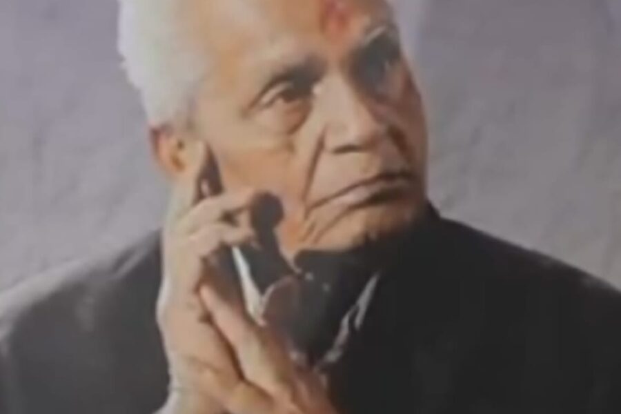 ग्रामीण शिक्षणाचा निस्वार्थ दीपस्तंभ : शंकर खारगे गुरुजी 