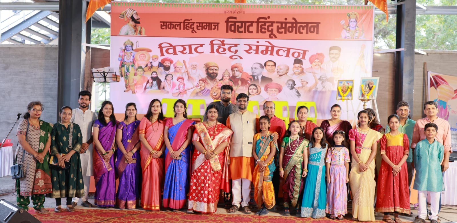 You are currently viewing स्वरोपासना निर्मित ‘चैत्रपाडवा’ गीताचे लोकार्पण