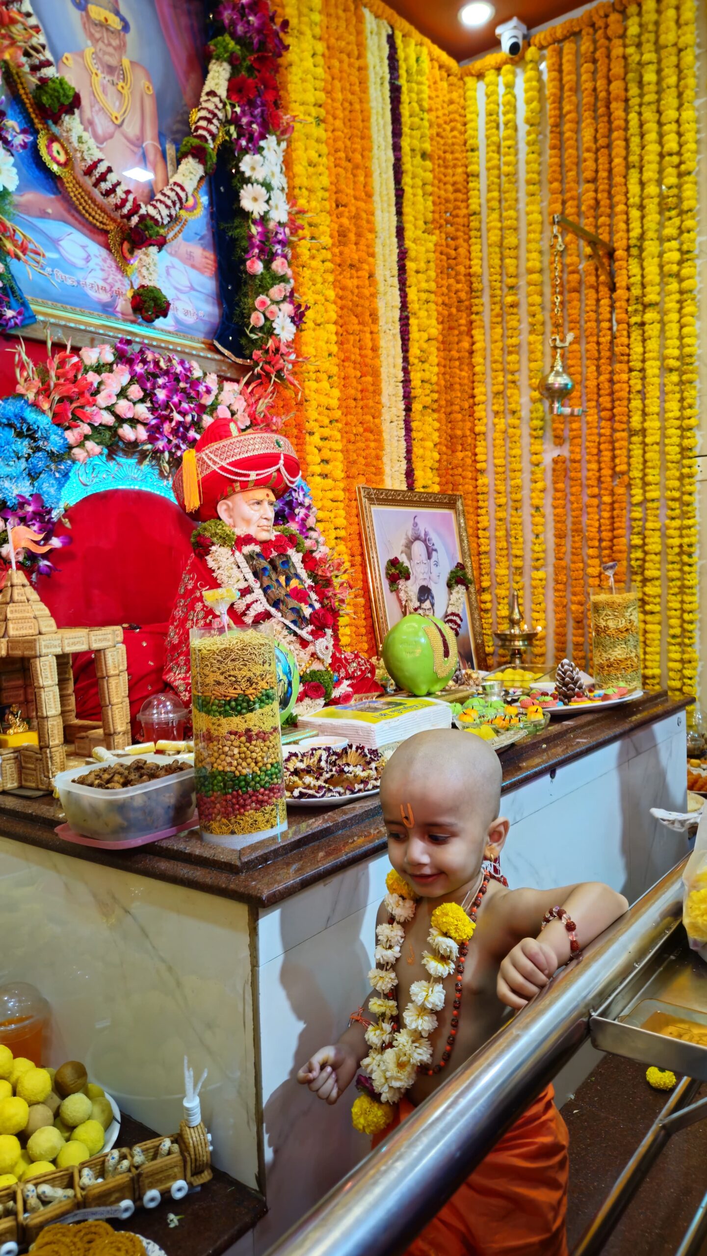 You are currently viewing …..आणि स्वामी समर्थ बाल स्वरूपात अवतरले