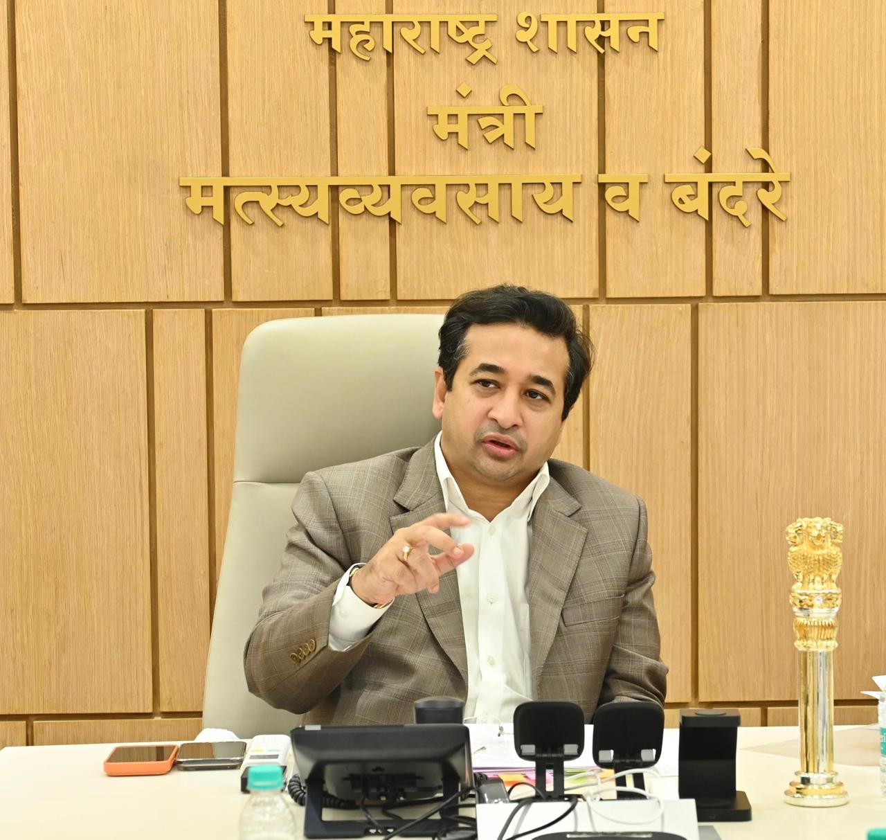 You are currently viewing वाढत्या डिझेल दरवाढीने मच्छिमार आर्थिक अडचणीत;केंद्राकडे तातडीच्या हस्तक्षेपाची मागणी