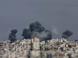 Read more about the article थांबवी हे समर आता