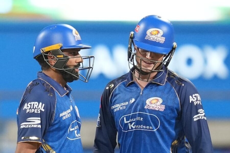 वानखेडेवर मुंबई इंडियन्सचा विक्रमी विजय; २२० धावांचा यशस्वी पाठलाग