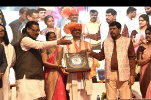 Read more about the article राष्ट्रसंत प्रेरित समाजप्रबोधन ; प्रमोद दांडगे यांचा गौरव