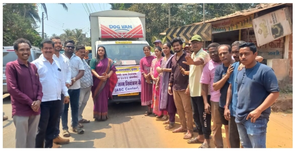 You are currently viewing कुडाळ नगरपंचायतीची मोफत कुत्रे पकड व निर्बिजीकरण-लसीकरण मोहीम सुरू