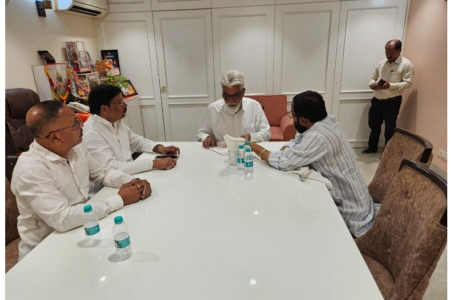 सिंधुदुर्ग शिक्षण विभागातील त्रुटींवर शिक्षणमंत्र्यांसोबत चर्चा