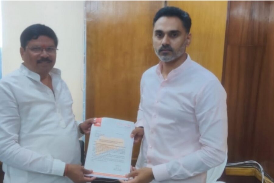 ई-पिक पाहणी ॲपमधील तांत्रिक अडचणींबाबत संजय आंग्रे यांची गृहराज्यमंत्री योगेश कदम यांच्याकडे निवेदन