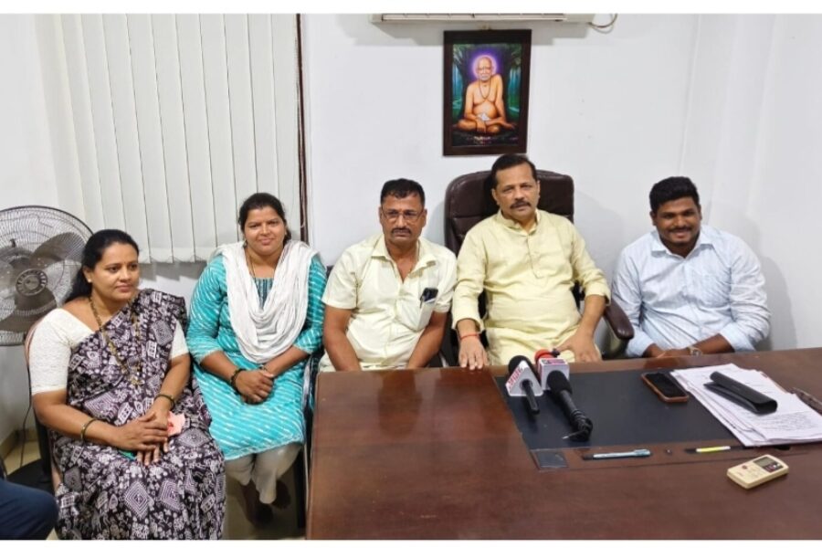 राजकारणासाठी बदनामी नको; केसरकरांवरील आरोपांवर संजू परबांचा पलटवार