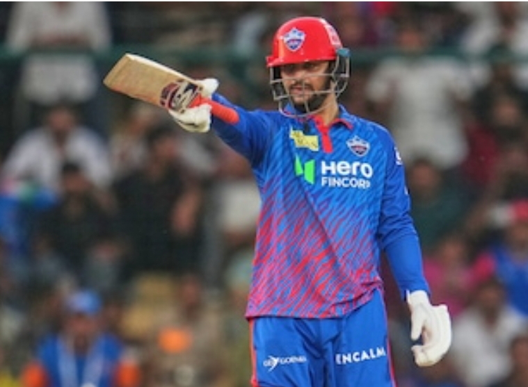 You are currently viewing रिझवीचा पुन्हा जलवा; दिल्लीचा मुंबईवर ६ गडी राखून दणदणीत विजय